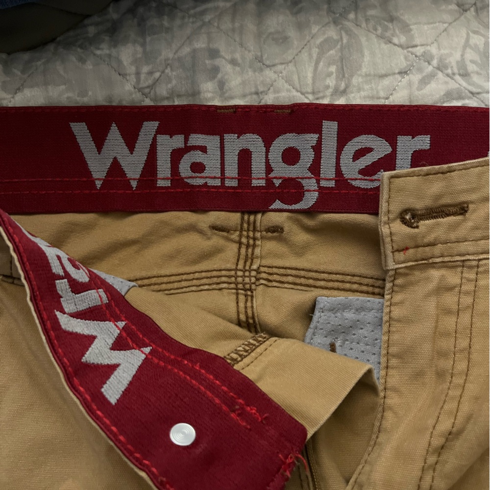 Men’s Wrangler outdoor pants